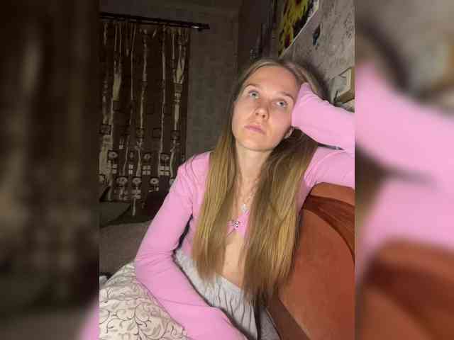 Milana22a webcam