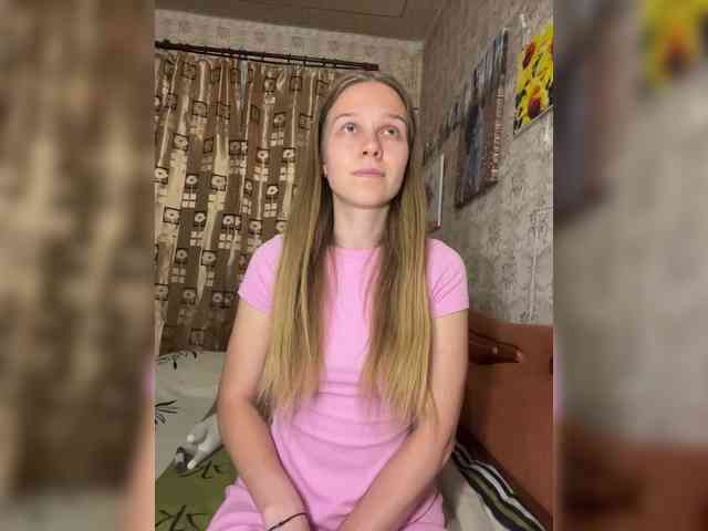 Milana22a webcam