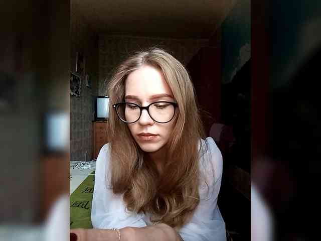 Milana22a webcam