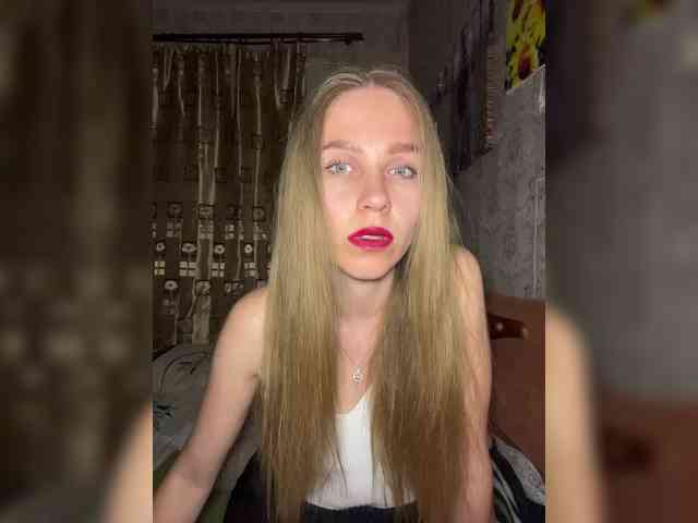 Milana22a webcam