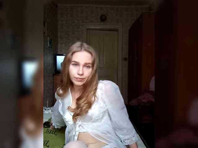 Milana22a webcam