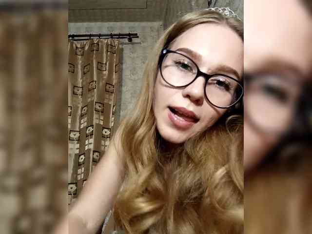 Milana22a webcam