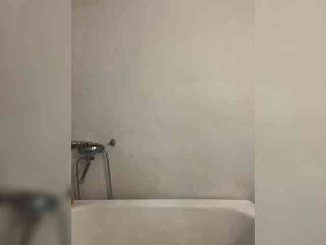 Milana22a webcam