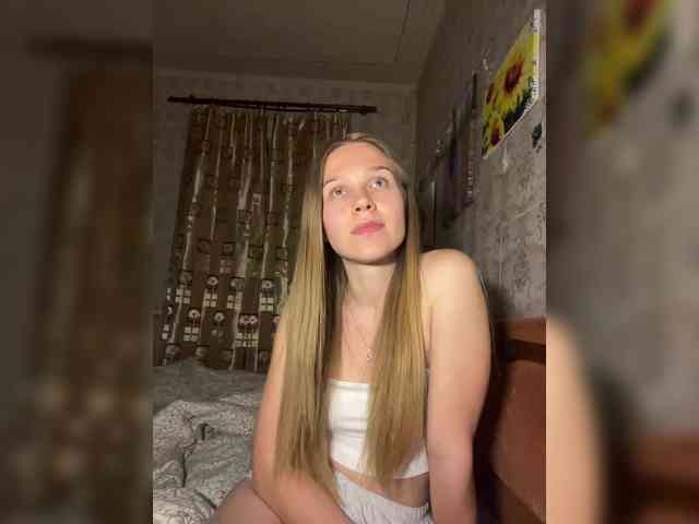 Milana22a webcam