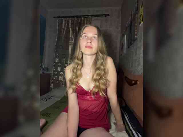 Milana22a webcam