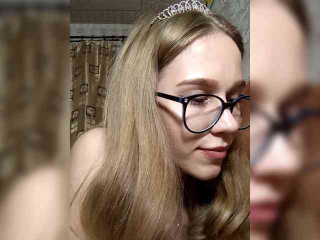 Milana22a webcam
