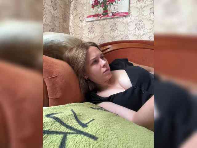 Milana22a webcam