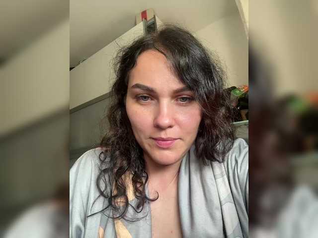 Hanny-ynnaH on BongaCams 