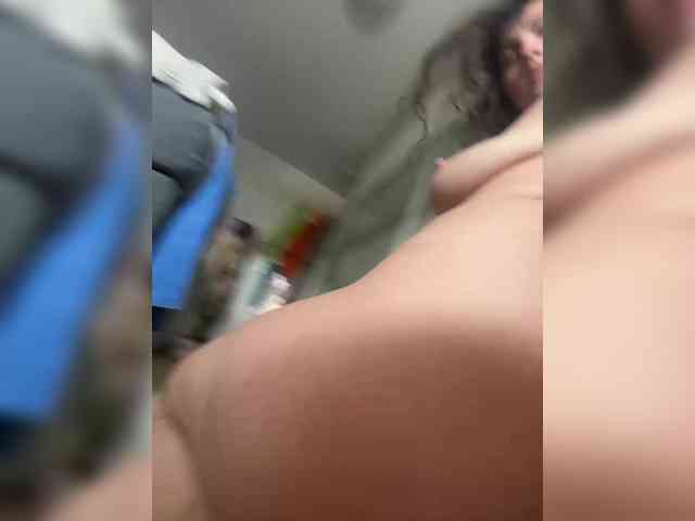 Alise-ass webcam