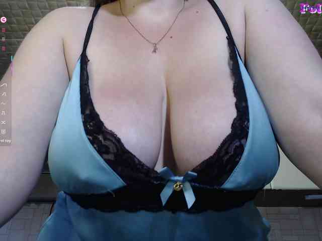 CarolinaDiamond3... Live Webcam on BongaCams
