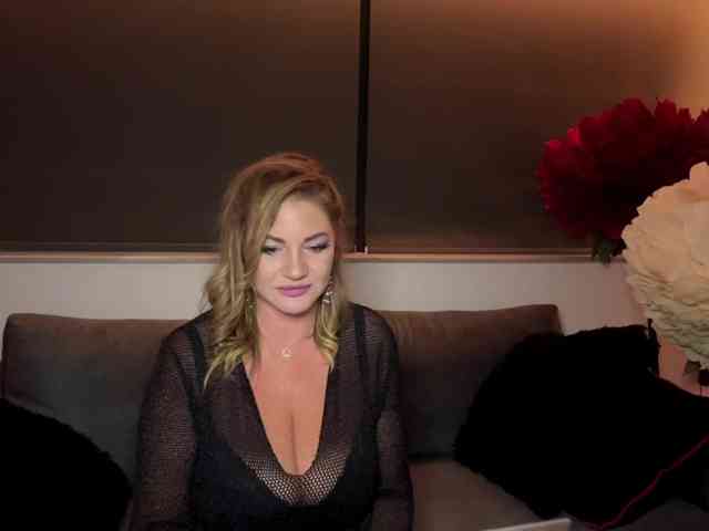 Lindalover1 webcam