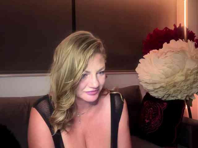 Lindalover1 webcam