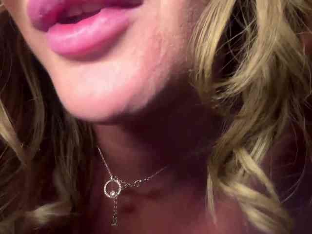 Lindalover1 webcam