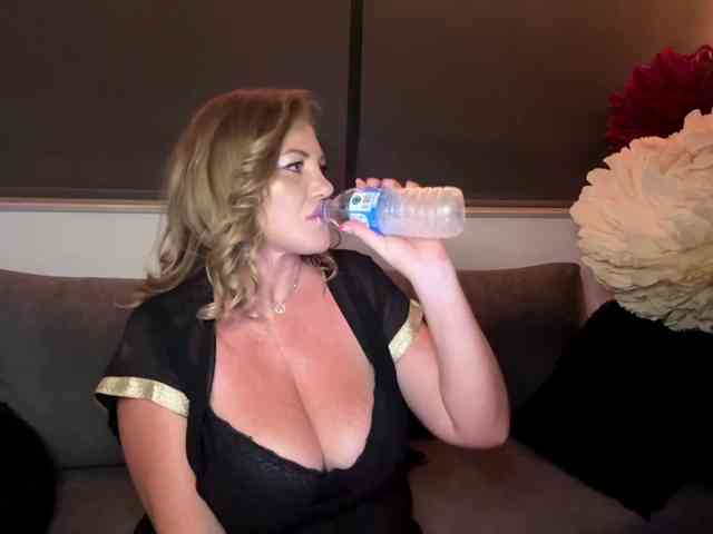 Lindalover1 webcam
