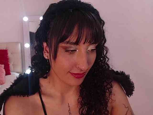 Megan-Swan webcam