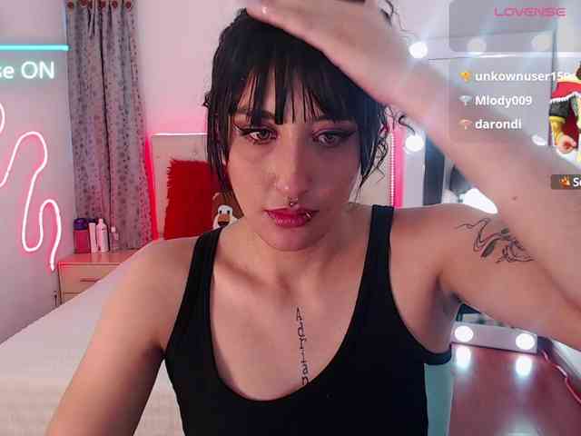 Megan-Swan webcam