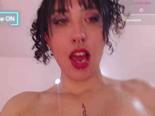 Megan-Swan webcam