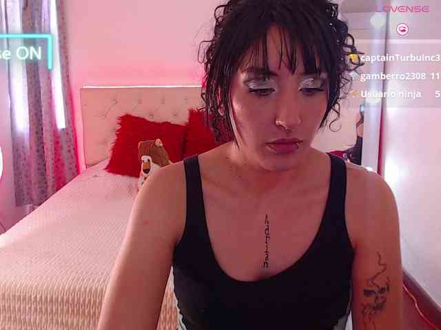 Megan-Swan webcam