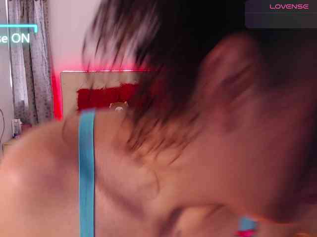 Megan-Swan webcam