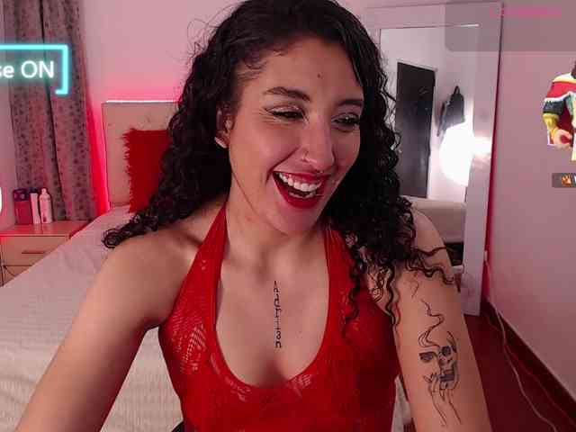 Megan-Swan webcam