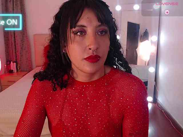 Megan-Swan webcam