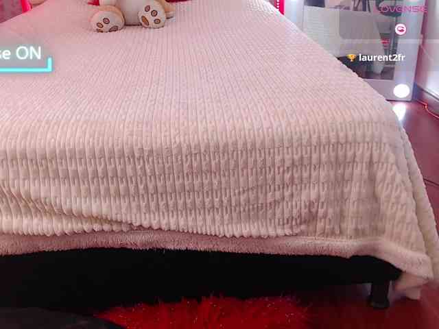 Megan-Swan webcam