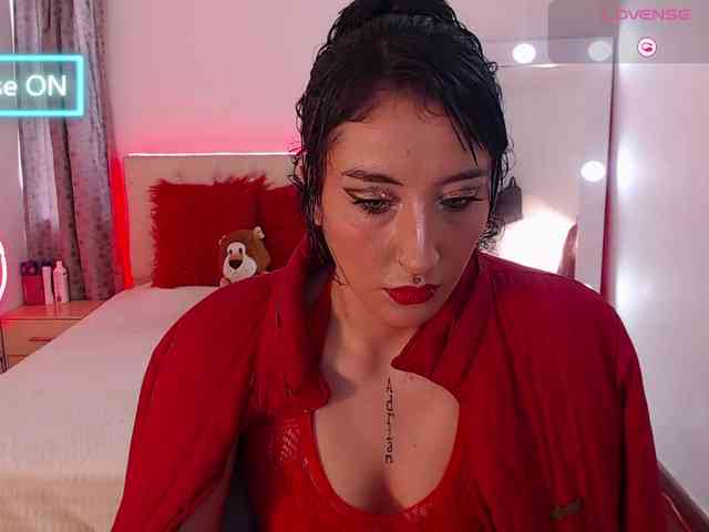 Megan-Swan webcam