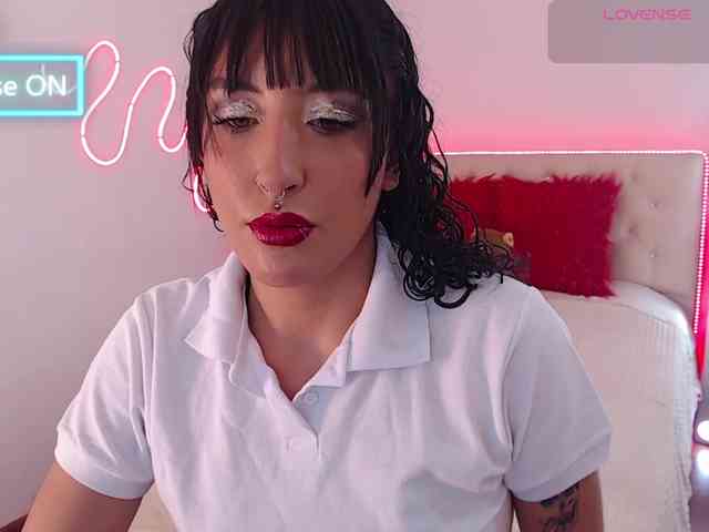 Megan-Swan webcam