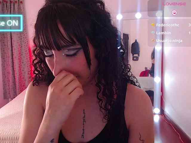 Megan-Swan webcam