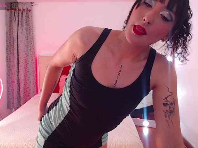 Megan-Swan webcam