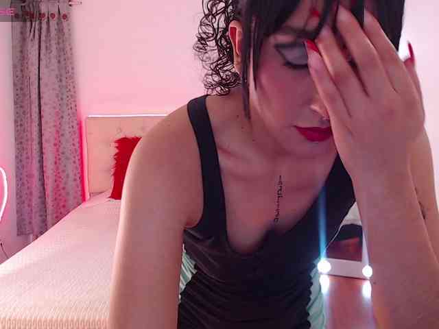 Megan-Swan webcam