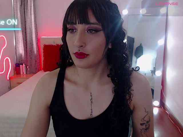 Megan-Swan webcam