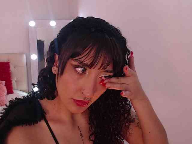Megan-Swan webcam