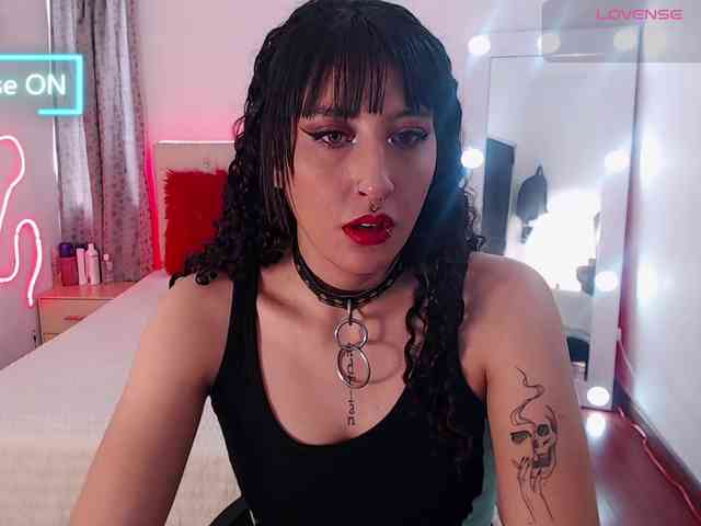 Megan-Swan webcam