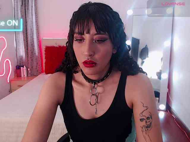 Megan-Swan webcam