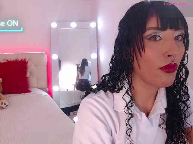 Megan-Swan webcam