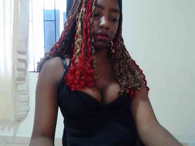 AlanaaHarrlett webcam