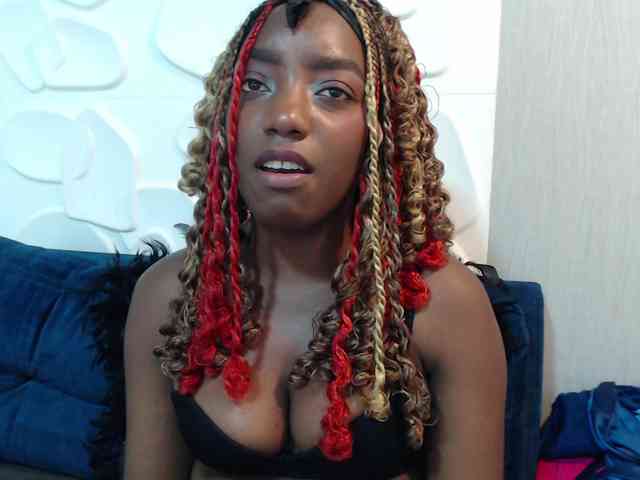 AlanaaHarrlett webcam