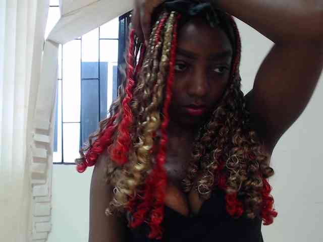 AlanaaHarrlett webcam