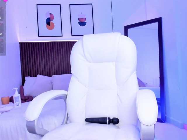 julietaevanns webcam