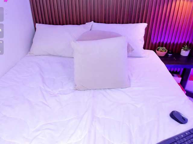 julietaevanns's BongaCams show and profile