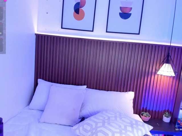 julietaevanns's BongaCams show and profile