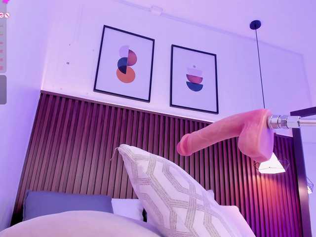 julietaevanns's BongaCams show and profile