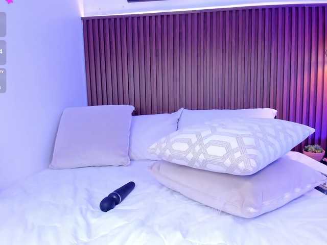 julietaevanns's BongaCams show and profile