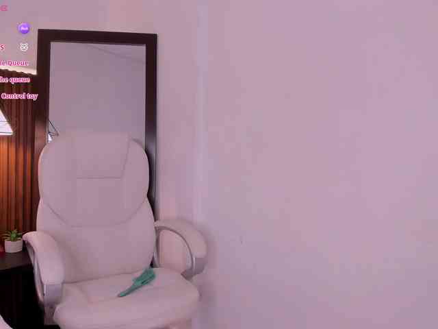 julietaevanns webcam