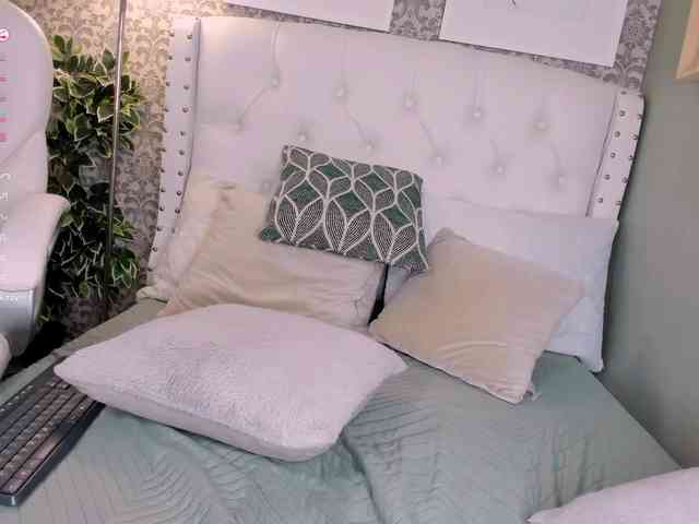 julietaevanns webcam