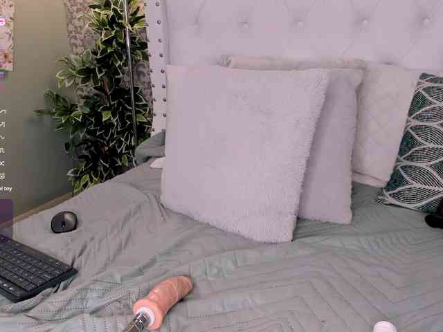 julietaevanns webcam