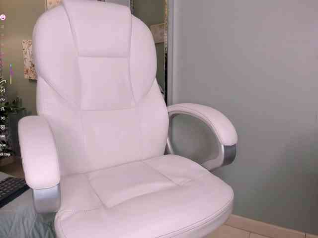 julietaevanns webcam