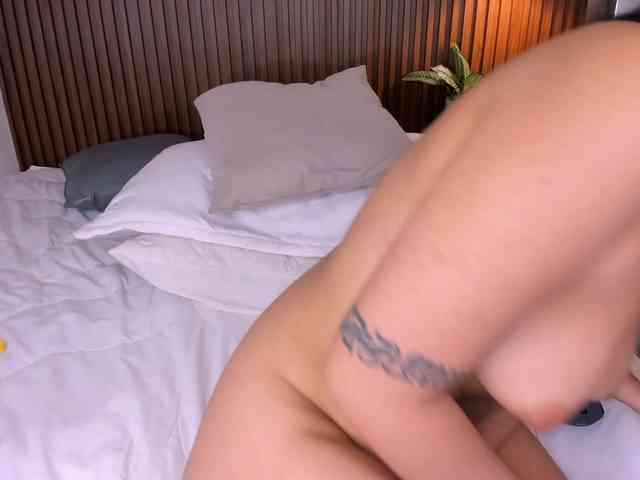 julietaevanns webcam