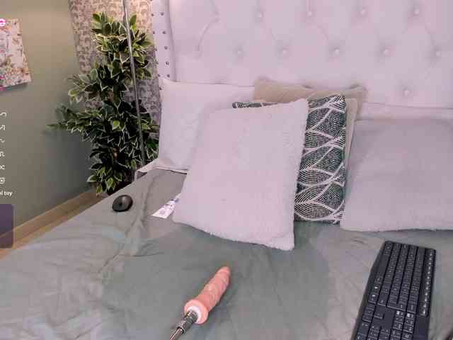 julietaevanns webcam